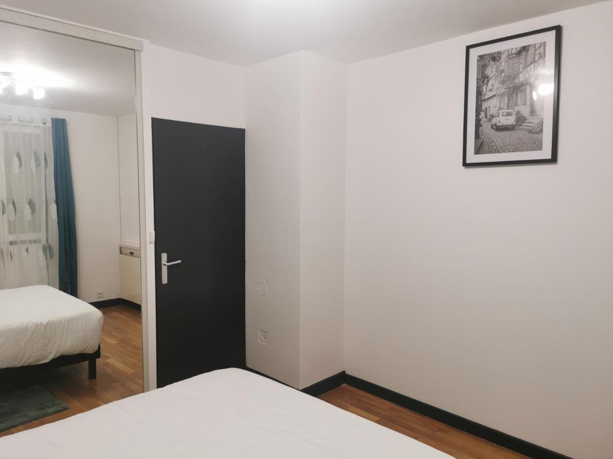 Appartement Meubles A Villeurbanne Lyon Exteriér fotografie