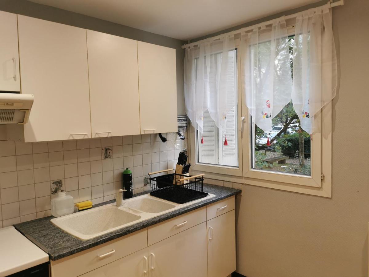Appartement Meubles A Villeurbanne Lyon Exteriér fotografie