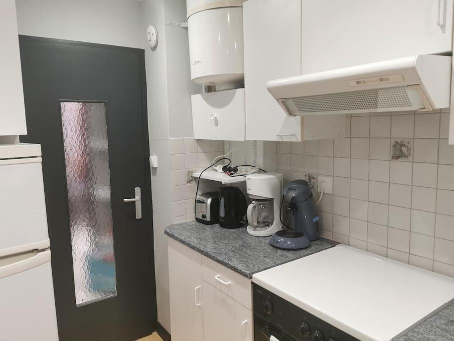 Appartement Meubles A Villeurbanne Lyon Exteriér fotografie